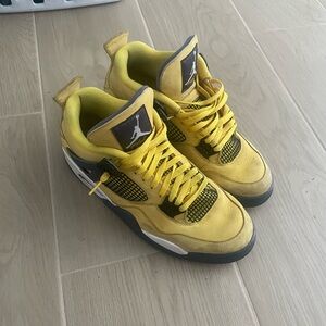 Jordan 4 lighting men’s size 13